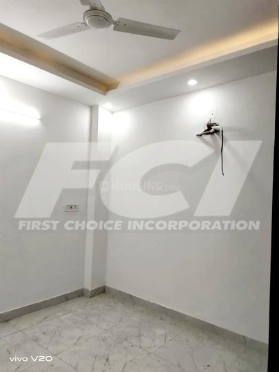 FCI REALTY Bedroom 1