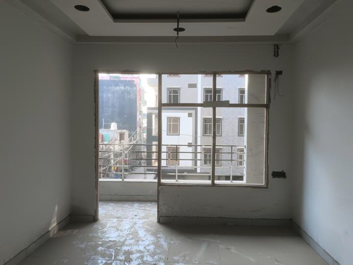 Raman Luxury Apartment Main Image 1