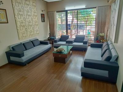Hall Image of 2100 Sq.ft 3 BHK Apartment / Flat for sale in Deep Indraprasth 5, Prahlad Nagar Ahmedabad for Rs. 22500000