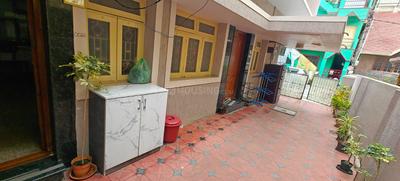 Balcony Image of 1200 Sq.ft 2 BHK Builder Floor for rent in Maruthi Sevanagar Bengaluru for Rs. 26000