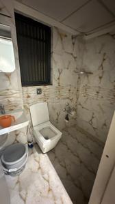 Bathroom Image of 1800 Sq.ft 3 BHK Apartment / Flat for rent in Nana Chiloda Ahmedabad for Rs. 35000