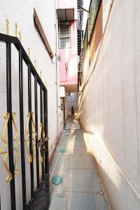 Balcony Image of 2000 Sq.ft 4 BHK Independent House for sale in Kondhwa Pune for Rs. 15000000