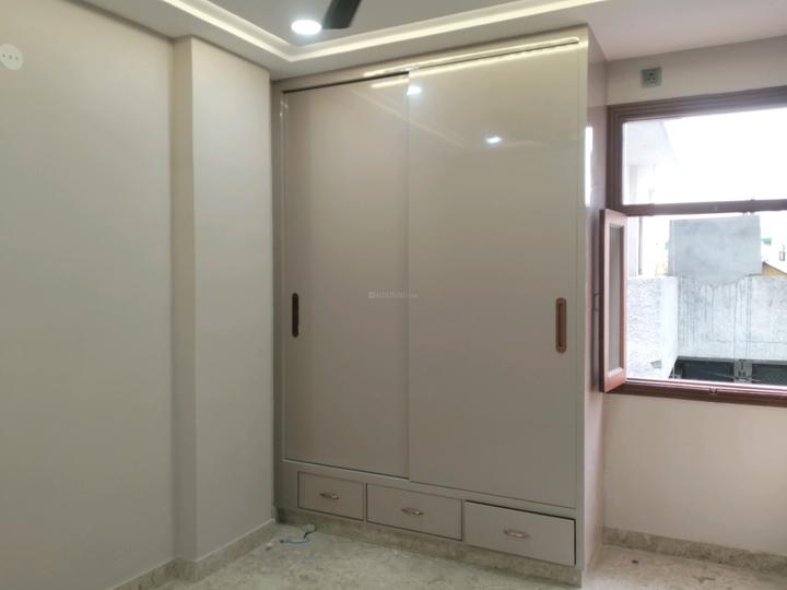 West Shalimar Bagh, Shalimar Bagh Bedroom One 1