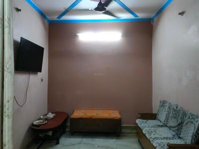 Living Room Image of 500 Sq.ft 2 BHK Builder Floor for sale in Paharganj New Delhi for Rs. 4500000