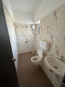 Bathroom Image of 1125 Sq.ft 3 BHK Apartment / Flat for sale in Swastik House, Kandivali West Mumbai for Rs. 27648000