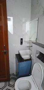 Bathroom Image of Vaishnavi PG in Andheri West, Mumbai