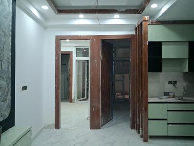 Living Room Image of 1000 Sq.ft 2 BHK Apartment / Flat for sale in Capital Metro Height, Sector 72 Noida for Rs. 4000000