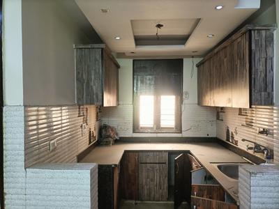 Kitchen Image of 890 Sq.ft 3 BHK Builder Floor for sale in Krishna Nagar New Delhi for Rs. 6500000