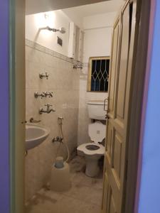 Bathroom Image of 1012 Sq.ft 3 BHK Apartment / Flat for sale in Boral Kolkata for Rs. 5000000