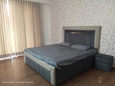 Bedroom Image of 4500 Sq.ft 4 BHK Builder Floor for rent in DLF Moulsari Enclave, DLF Phase 3 Gurgaon for Rs. 200000