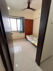 Bedroom Image of 585 Sq.ft 1 BHK Apartment / Flat for rent in Sudhir Amrapali Complex, Kalyani Nagar Pune for Rs. 25000