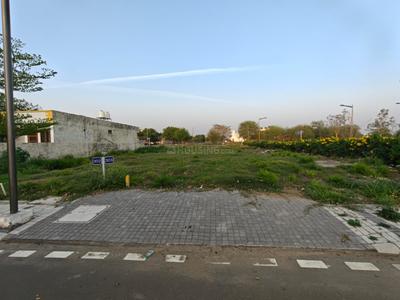 Image of 2250 Sq.ft Residential Plot / Land for sale in DLF Hyde Park Estate, New Chandigarh, Chandigarh for Rs. 34100000