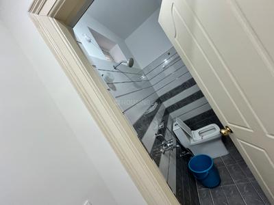Bathroom Image of 1700 Sq.ft 3 BHK Apartment / Flat for rent in Manikonda Hyderabad for Rs. 42000