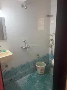 Bathroom Image of 950 Sq.ft 2 BHK Apartment / Flat for rent in Kabra Happy Valley, Thane West Thane for Rs. 30000