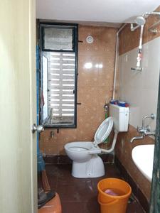 Common Bathroom Image of 500 Sq.ft 1 BHK Apartment / Flat for rent in Puraniks Tokyo Bay, Kasarvadavali Thane for Rs. 20500