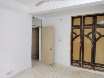 Bedroom Image of 1822 Sq.ft 3 BHK Apartment / Flat for sale in Golden Heights Apartments, Sector 12 Dwarka New Delhi for Rs. 27000000