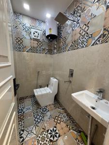 Bathroom Image of 650 Sq.ft 2 BHK Builder Floor for rent in S Gambhir Homes, Dwarka Mor New Delhi for Rs. 21900