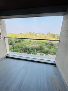 Balcony Image of 1080 Sq.ft 2 BHK Apartment / Flat for rent in Oxy Beaumonde, Viman Nagar Pune for Rs. 50000