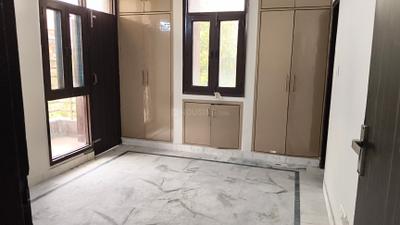 Bedroom Image of 2400 Sq.ft 4 BHK Apartment / Flat for rent in Sector 11 Dwarka New Delhi for Rs. 60000