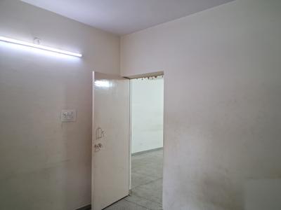 Bedroom Image of 1100 Sq.ft 2 BHK Apartment / Flat for sale in Paschim Vihar New Delhi for Rs. 20000000