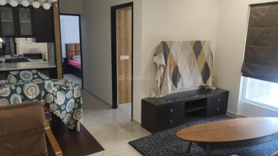 Living Room Image of 700 Sq.ft 2 BHK Apartment / Flat for rent in Lodha Amara, Kolshet Thane for Rs. 50000