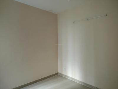Bedroom Image of 920 Sq.ft 2.5 BHK Apartment / Flat for sale in Amrapali Dream Valley 2, Noida Extension Greater Noida for Rs. 6860000