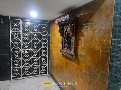Bedroom Image of 1850 Sq.ft 3 BHK Apartment / Flat for sale in Chakbaria Kolkata for Rs. 22000000