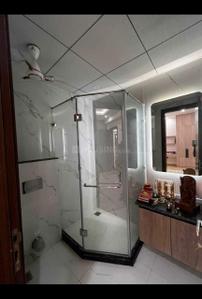 Bathroom Image of 1650 Sq.ft 3 BHK Apartment / Flat for rent in Sector 72 Gurgaon for Rs. 45000