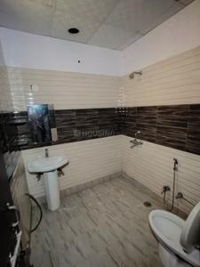 Bathroom Image of 2350 Sq.ft 6 BHK Apartment / Flat for sale in Shyam Nagar Kanpur for Rs. 15500000
