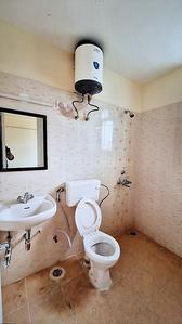 Image of 800 Sq.ft 2 BHK Apartment / Flat for rent in Shree Vardhman Mantra, Sector 67, Gurgaon for Rs. 21000