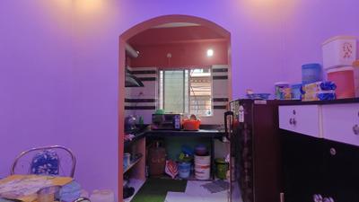 Kitchen Image of 980 Sq.ft 2 BHK Apartment / Flat for sale in Keshtopur Kolkata for Rs. 3500000