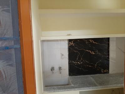 Bathroom Image of 750 Sq.ft 2 BHK Apartment / Flat for rent in Gandhi Nagar, Gandhi Nagar Jammu for Rs. 15000