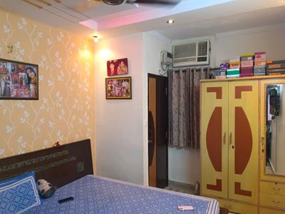 Bedroom Image of 1000 Sq.ft 3 BHK Builder Floor for sale in Janakpuri New Delhi for Rs. 14500000