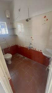 Bathroom Image of 800 Sq.ft 1 BHK Apartment / Flat for rent in Kalyan Nagar Bengaluru for Rs. 22000
