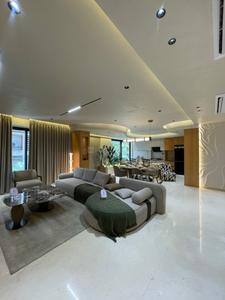 Living Room Image of 2250 Sq.ft 4 BHK Apartment / Flat for sale in Gurukrupa Alaknanda, Juhu Mumbai for Rs. 150000000
