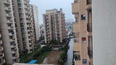 Image of 830 Sq.ft 2 BHK Apartment / Flat for sale in MRG The Balcony, Sector 93, Gurgaon for Rs. 6740000