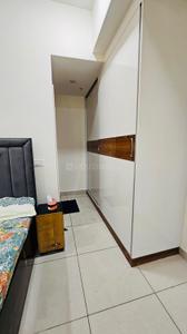 Bedroom Image of 1305 Sq.ft 2 BHK Apartment / Flat for sale in Godrej Oasis, Sector 88A Gurgaon for Rs. 14800000