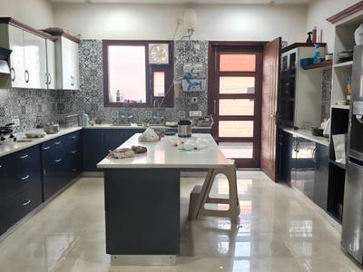 Kitchen Image of 6000 Sq.ft 4 BHK Independent House for sale in Sector 8 Panchkula for Rs. 145000000