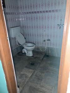 Bathroom Image of 1750 Sq.ft 2 BHK Apartment / Flat for rent in Baniapat Kendujhar for Rs. 11000