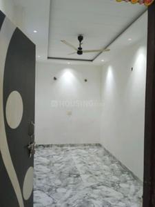 Bedroom Image of 700 Sq.ft 2 BHK Builder Floor for sale in Azadpur New Delhi for Rs. 3500000