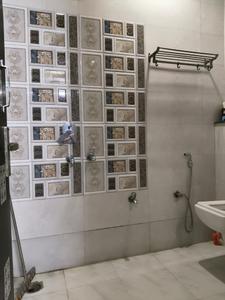 Common Bathroom Image of 700 Sq.ft 1 BHK Independent House for rent in Sector 12 Gurgaon for Rs. 20800