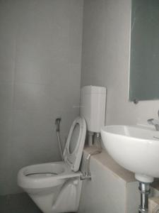 Common Bathroom Two Image of 1726 Sq.ft 3 BHK Apartment / Flat for sale in Adani Ten BKC, Bandra East Mumbai for Rs. 95000000