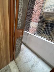Balcony Image of 550 Sq.ft 1 BHK Builder Floor for rent in Vaishali Ghaziabad for Rs. 17000