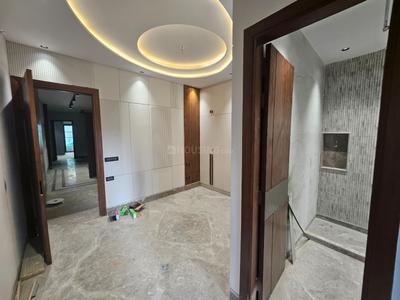 Image of 1000 Sq.ft 2 BHK Builder Floor for sale in Lajpat Nagar, New Delhi for Rs. 25000000