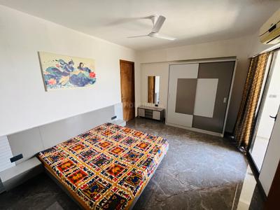 Bedroom Image of 2403 Sq.ft 3 BHK Apartment / Flat for rent in Sabarmati Ahmedabad for Rs. 50000