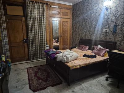Bedroom Image of 2600 Sq.ft 5 BHK Duplex for rent in Sector 49 Noida for Rs. 60000