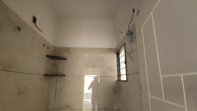 Bathroom Image of 610 Sq.ft 1 BHK Builder Floor for rent in Singasandra Bengaluru for Rs. 25000