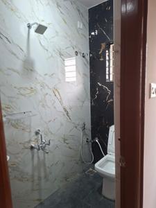 Bathroom Image of 1100 Sq.ft 2 BHK Independent House for rent in Bhoo Shresta, NRI Layout Bengaluru for Rs. 25000