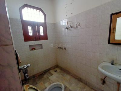 Bathroom Image of 1090 Sq.ft 1 BHK Builder Floor for rent in Sector 21 Panchkula for Rs. 13500
