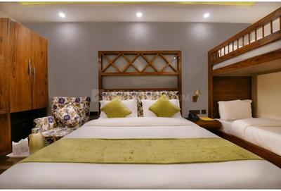 Bedroom Image of Stay Royal Luxury PG in Sector 30, Gurgaon